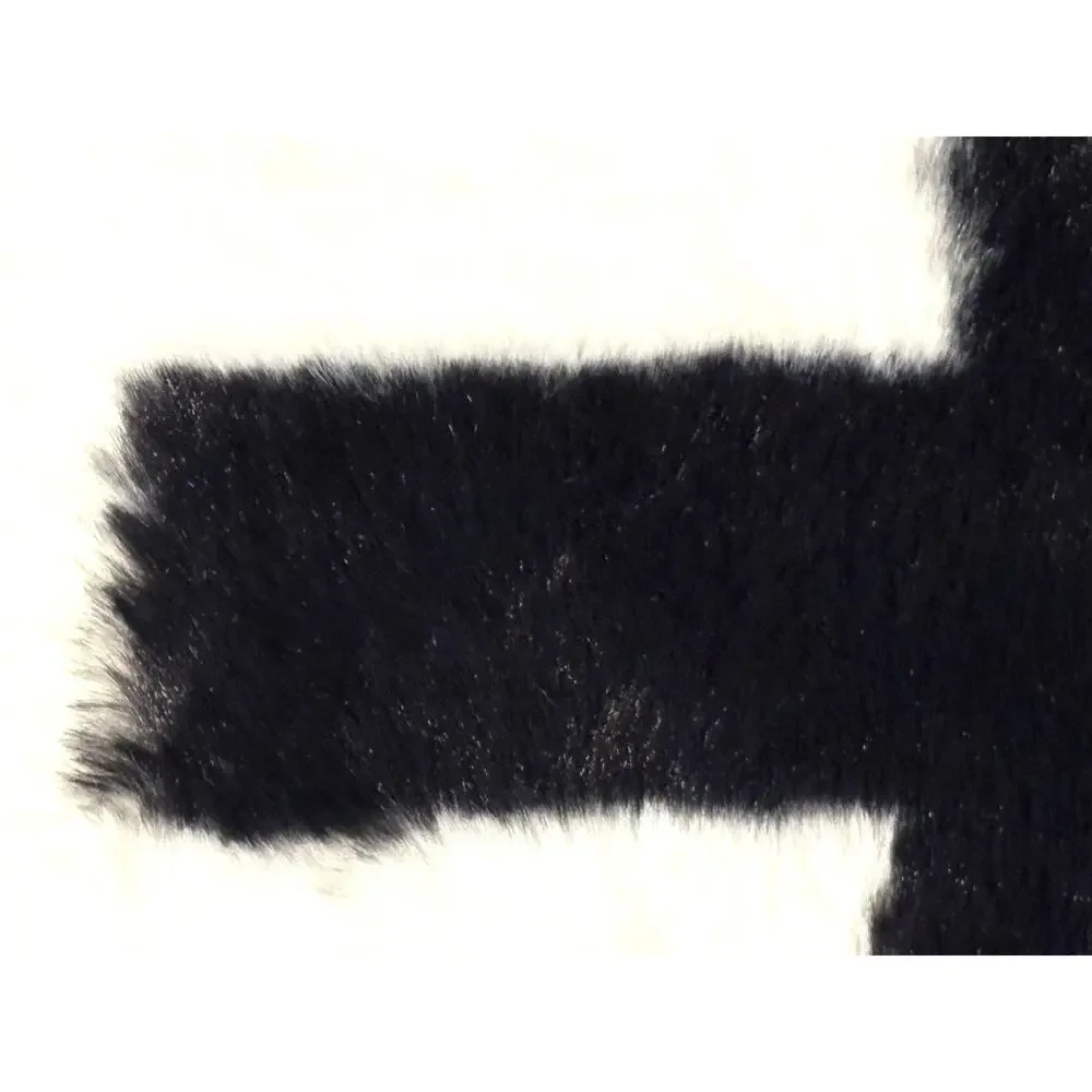 Christian Lacroix Full / Queen Faux Fur Blanket Skull Skeleton Halloween Goth - Picture 4 of 13